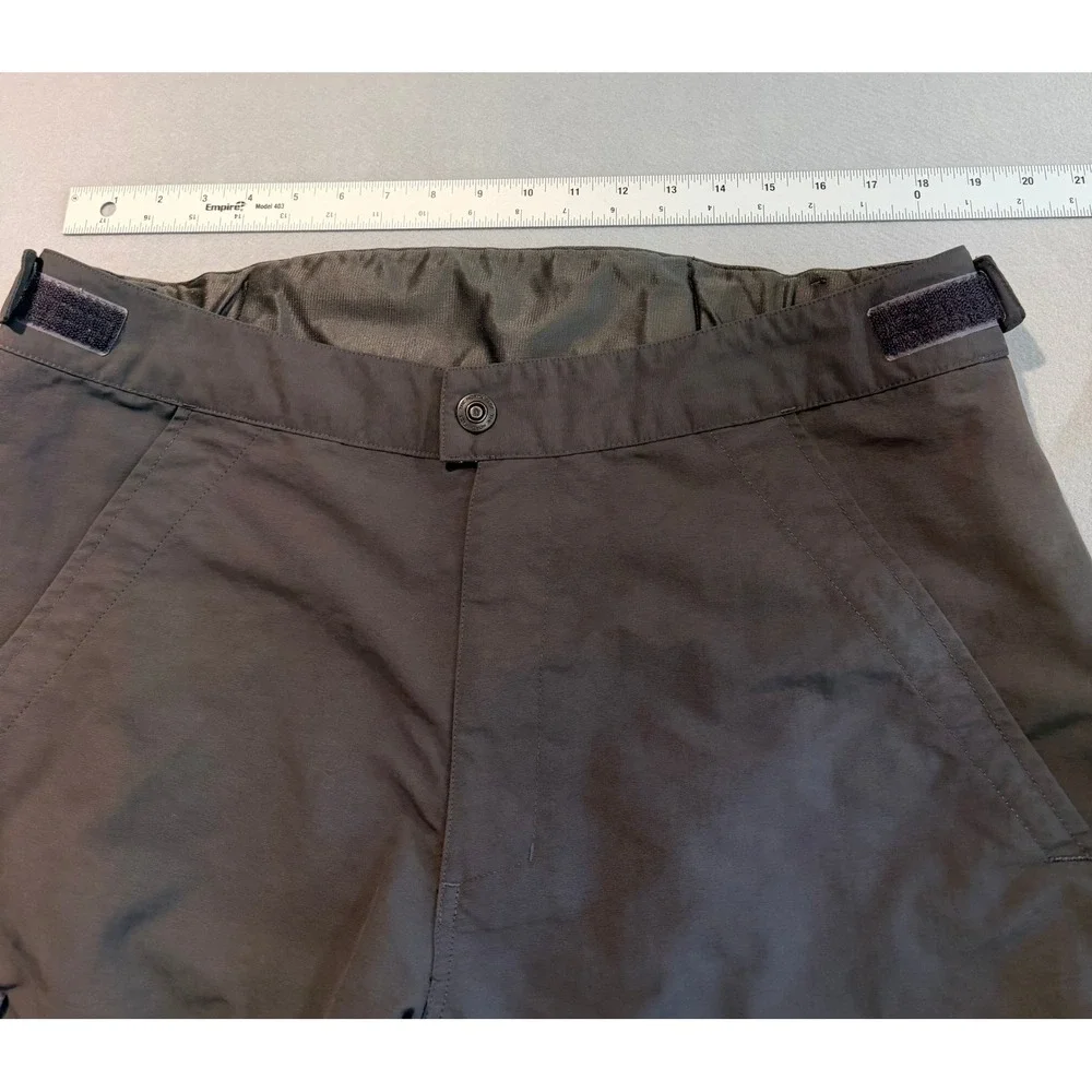 The North Face Mens‎ Gray Nylon Hiking Cargo Shorts Size XL Regular Outdoor